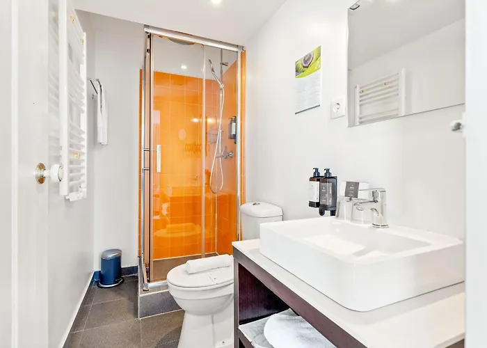 Casa Do Jasmim By Shiadu Lisboa