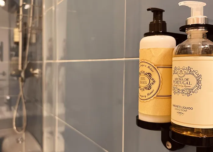 Casa Do Jasmim By Shiadu Lisboa